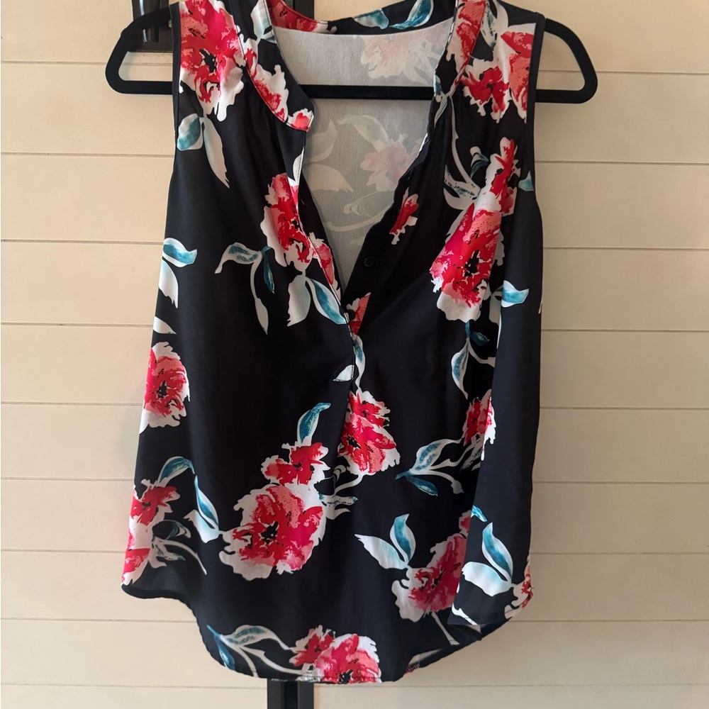 Floral Sleeveless Women's Top - Black and Red